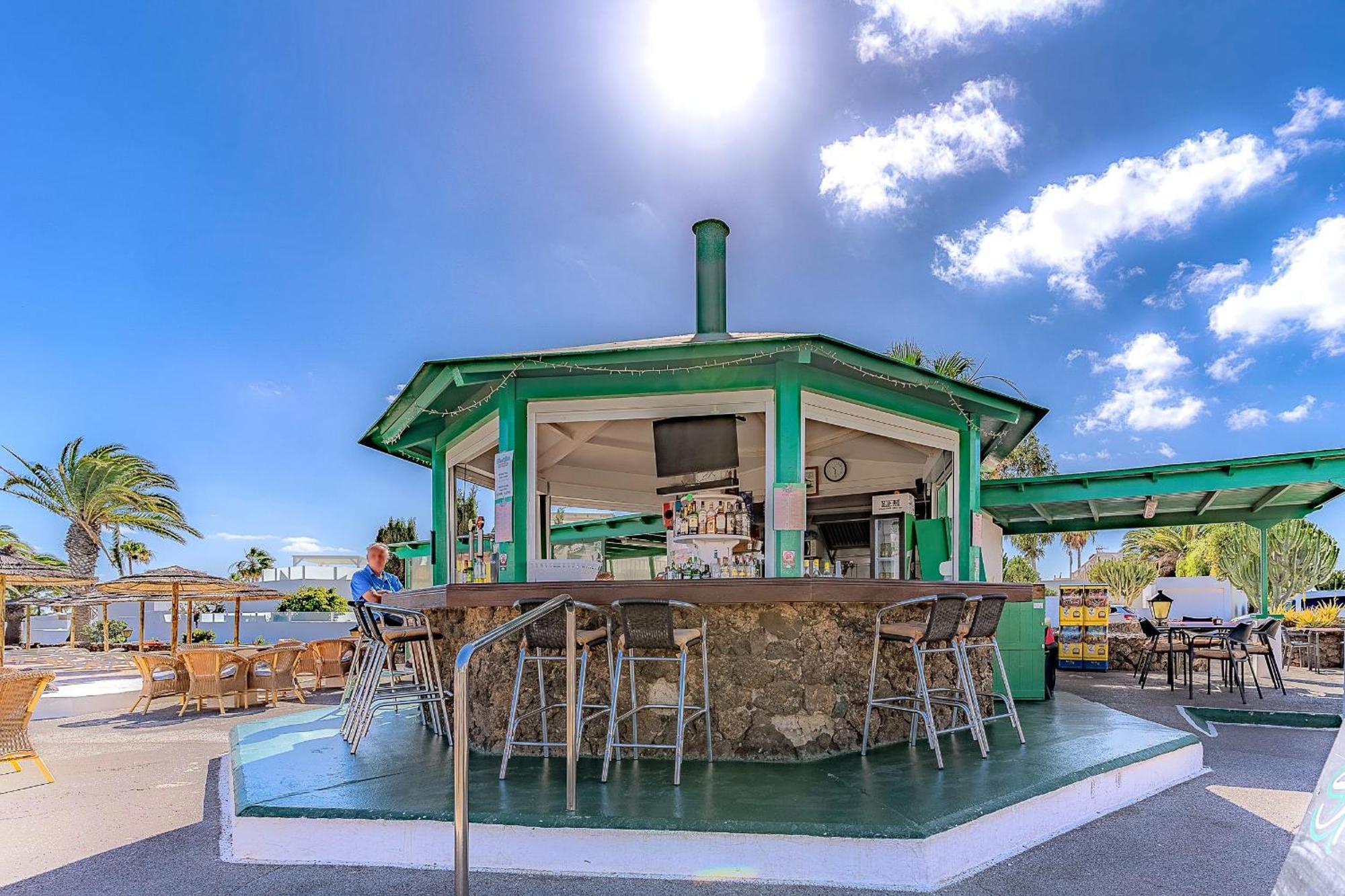 Fantastico Apartamento Con Terraza Y Vistas Al Mar Costa Teguise Kültér fotó