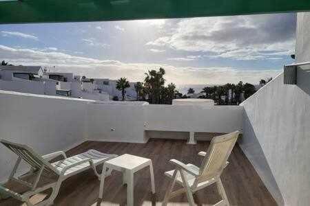 Fantastico Apartamento Con Terraza Y Vistas Al Mar Costa Teguise Kültér fotó